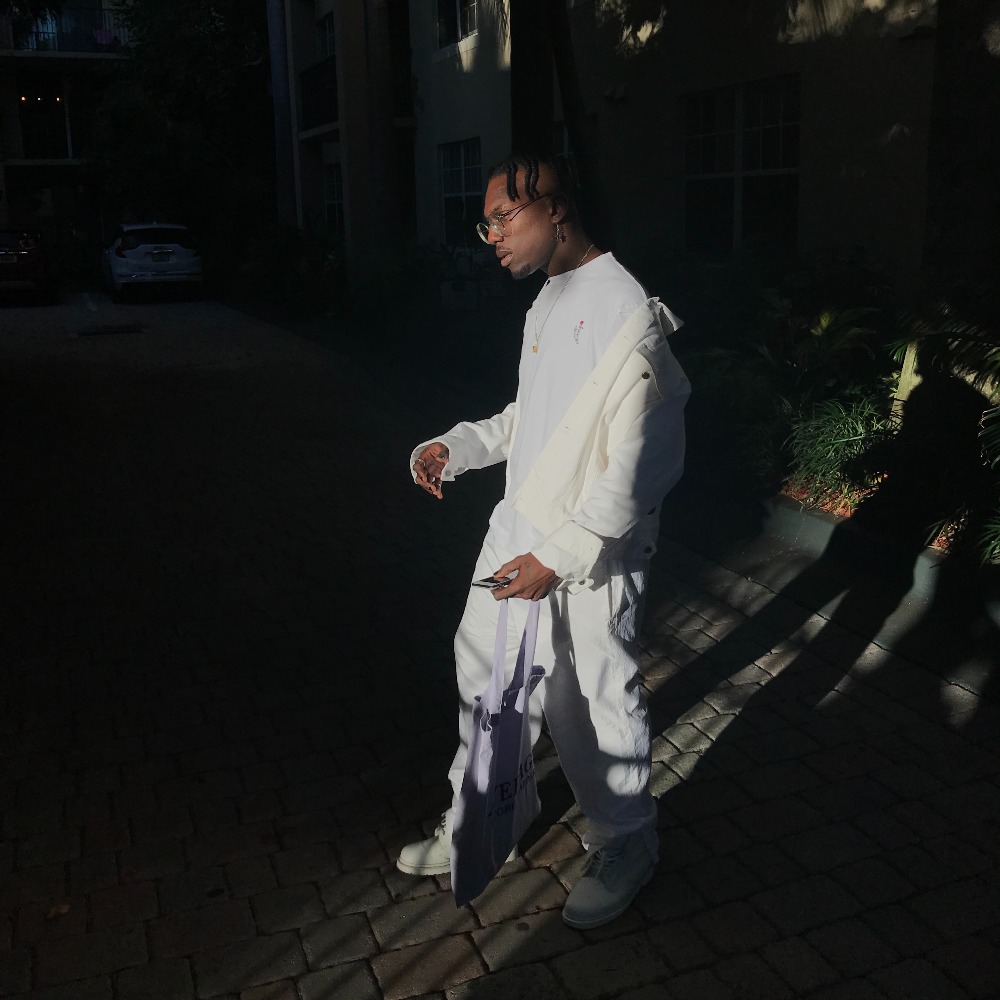 Meet your Posher, K V